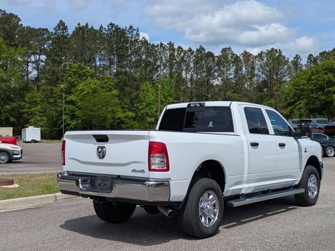 Used 2024 RAM 2500 Tradesman w/ Chrome Appearance Group image 5