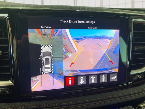 New 2026 Chrysler Pacifica Pinnacle image 26