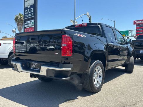 Used 2022 Chevrolet Colorado LT w/ Luxury Package AWD/4WD image 13