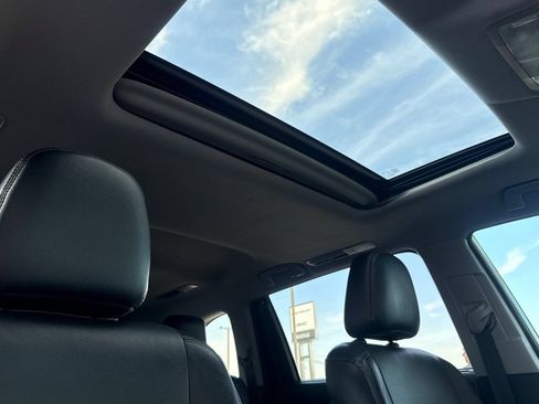 Used 2018 Toyota Highlander XLE AWD/4WD image 20