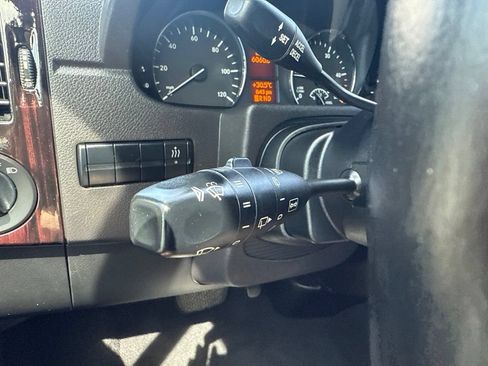 Used 2018 Mercedes-Benz Sprinter 2500 image 20