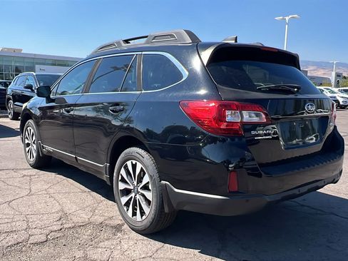 Used 2017 Subaru Outback 2.5i Limited AWD/4WD image 7