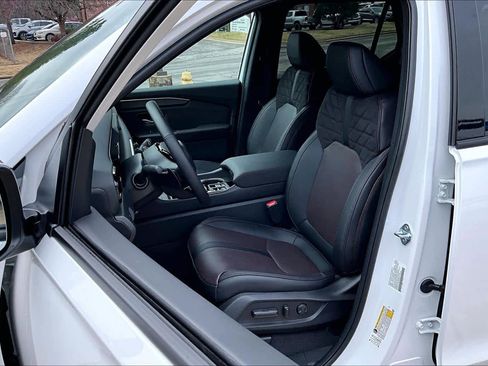 New 2026 Honda Pilot Black Edition image 9