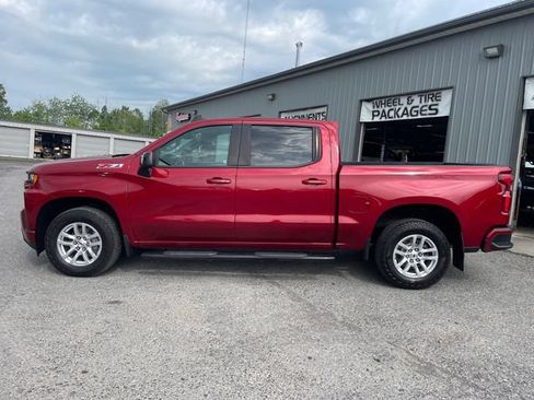 Used 2022 Chevrolet Silverado 1500 RST AWD/4WD image 4