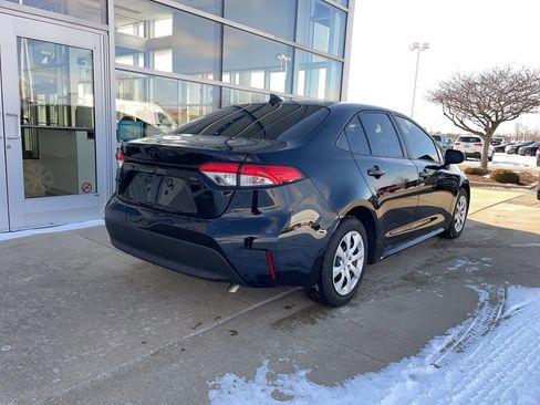 Used 2023 Toyota Corolla LE w/ Carpet Mat Package (TMS) image 5