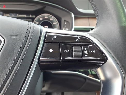 Used 2022 Audi A8 L 3.0T image 19