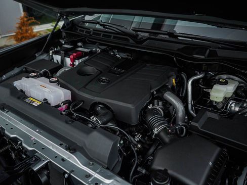 New 2026 Toyota Tundra SR5 AWD/4WD image 7