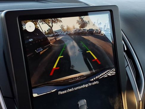 Used 2024 Ford Edge SEL image 22