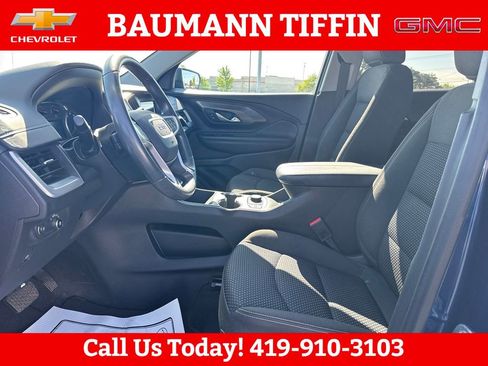 Used 2023 GMC Terrain SLE w/ Driver Convenience Package FWD image 17