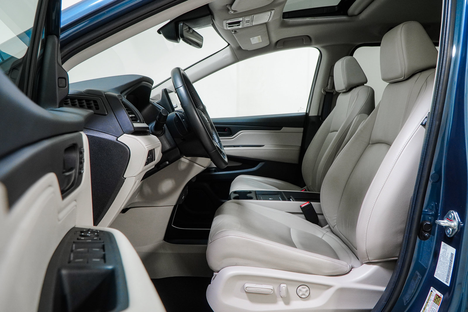 Used 2025 Honda Odyssey EX-L image 20