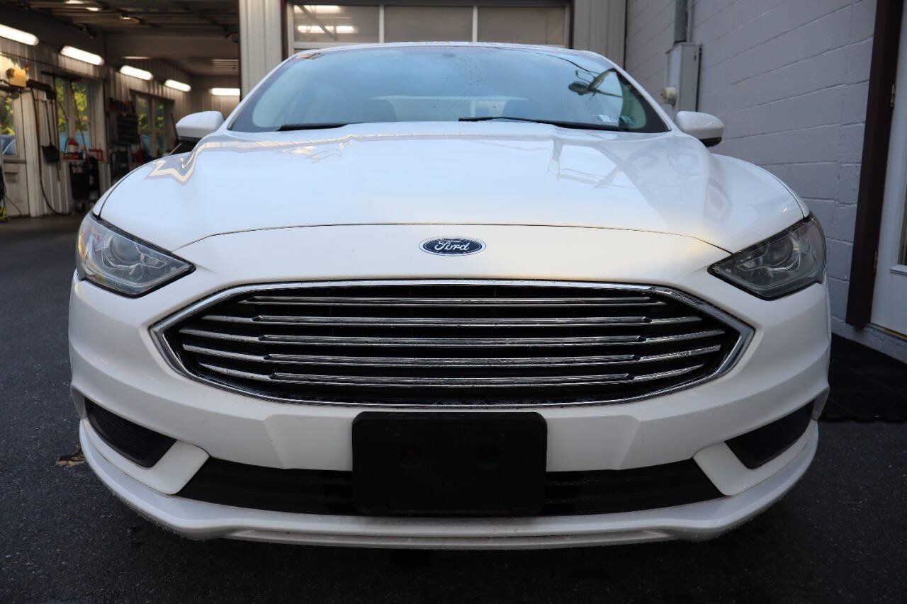 Used 2018 Ford Fusion S FWD image 2