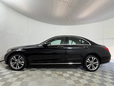 Used 2018 Mercedes-Benz C 300 4MATIC Sedan image 4