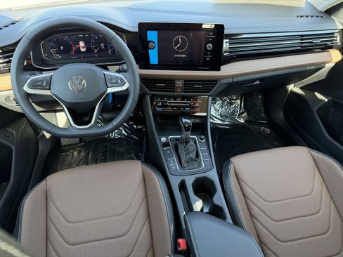 New 2026 Volkswagen Jetta SEL image 11