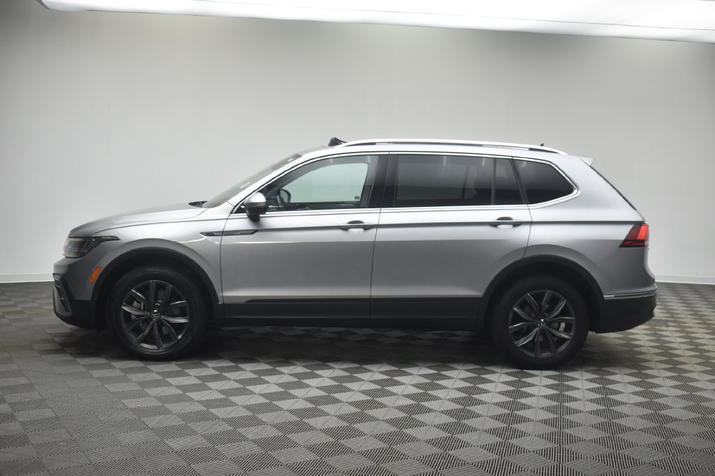 Used 2022 Volkswagen Tiguan SE FWD image 9