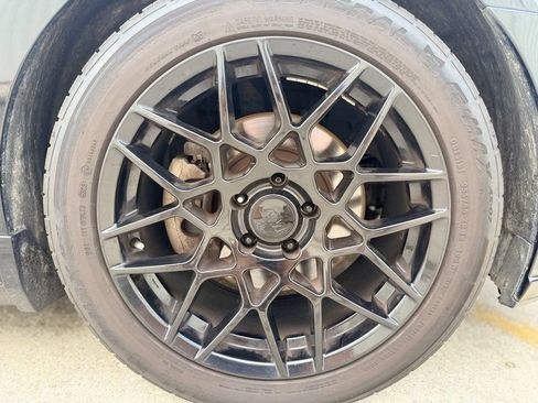Used 2013 Ford Mustang Premium RWD image 12