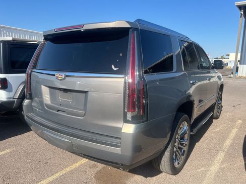 Used 2019 Cadillac Escalade Luxury w/ LPO, Radiant Package AWD/4WD image 5