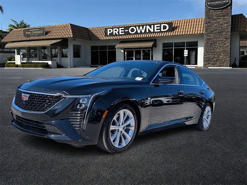 Used 2025 Cadillac CT5 Premium Luxury image 3