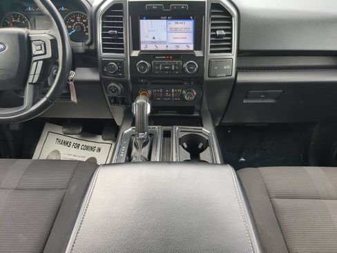 Used 2017 Ford F150 XLT w/ Equipment Group 302A Luxury AWD/4WD image 15