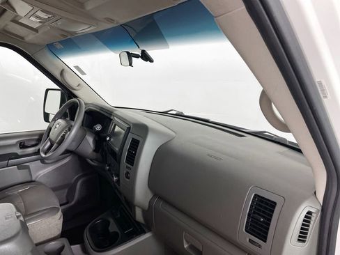 Used 2019 Nissan NV 3500 SL w/ Back Door Glass Package image 22