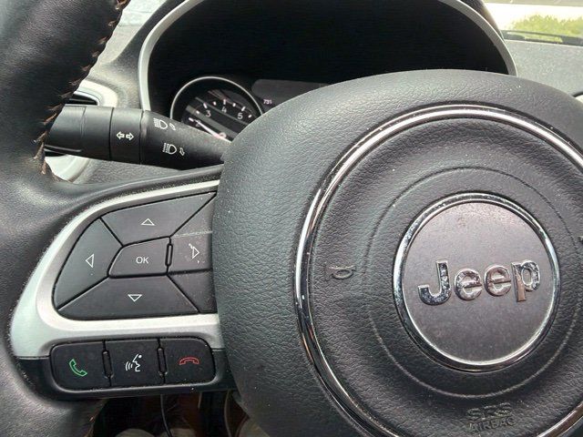 Used 2019 Jeep Compass Latitude w/ Popular Equipment Group AWD/4WD image 20