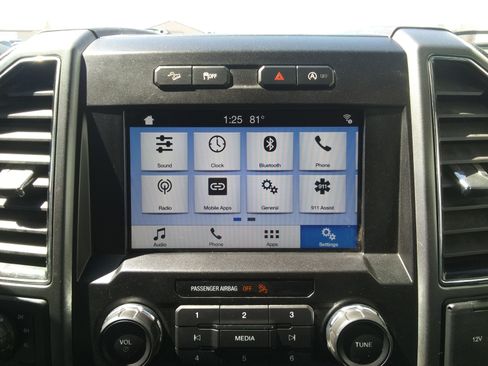 Used 2018 Ford F150 XLT w/ Equipment Group 302A Luxury AWD/4WD image 20
