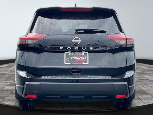 New 2026 Nissan Rogue SV FWD image 5
