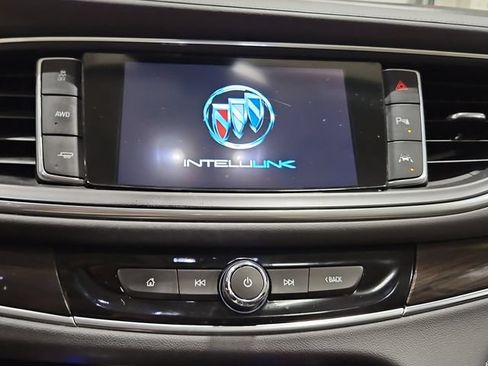 Used 2018 Buick Enclave Premium w/ Experience Buick Package AWD/4WD image 16