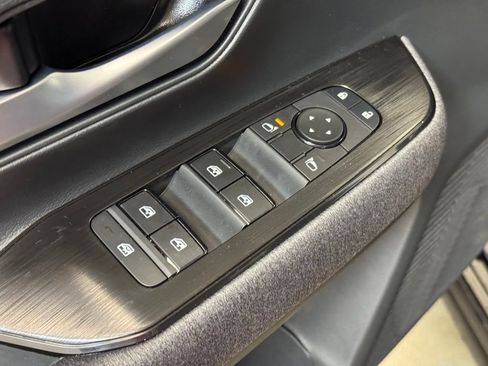 New 2026 Nissan Kicks SV w/ Cold Weather Package AWD/4WD image 9