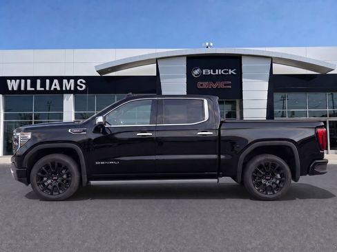 Certified 2023 GMC Sierra 1500 Denali w/ Technology Package AWD/4WD image 4