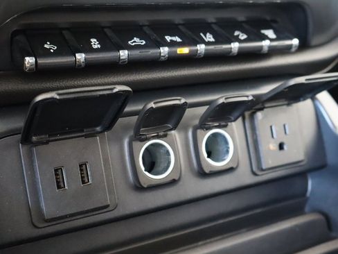 Used 2016 Chevrolet Silverado 2500 LTZ w/ Duramax Plus Package image 40