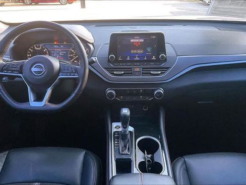 Certified 2024 Nissan Altima 2.5 SR image 15