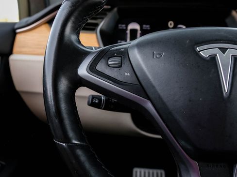 Used 2021 Tesla Model X Long Range image 20