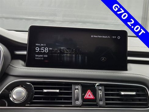 Used 2023 Genesis G70 2.0T image 35