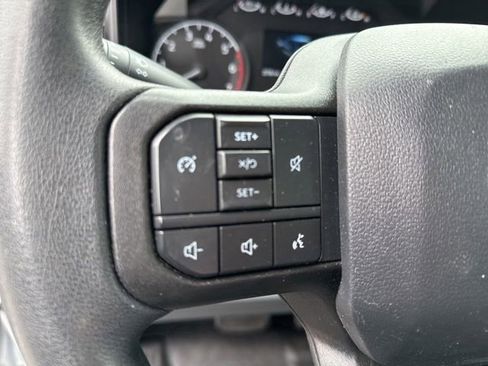 Used 2024 Ford F350 XLT AWD/4WD image 23