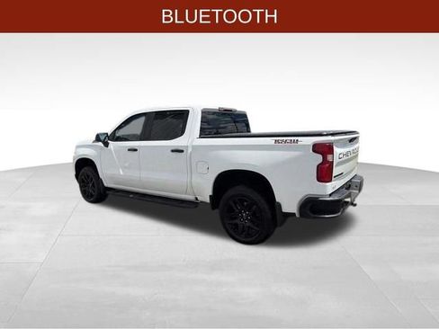 Used 2022 Chevrolet Silverado 1500 LT Trail Boss w/ Safety Package AWD/4WD image 4