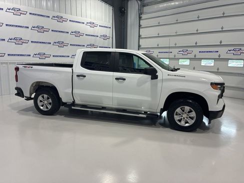 Used 2023 Chevrolet Silverado 1500 W/T w/ WT Value Package AWD/4WD image 8