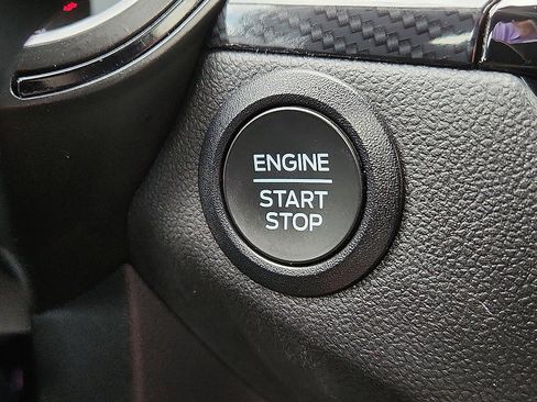 Used 2024 Ford Escape ST-Line image 9