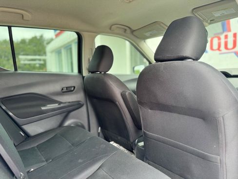 Used 2024 Nissan Kicks S FWD image 59