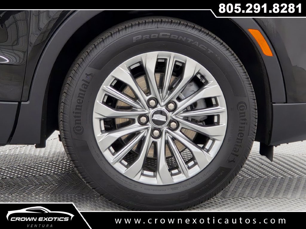 Used 2025 Cadillac XT4 Premium Luxury w/ Cold Weather Package FWD image 9