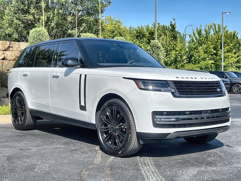 New 2026 Land Rover Range Rover Long Wheelbase SE AWD/4WD image 7