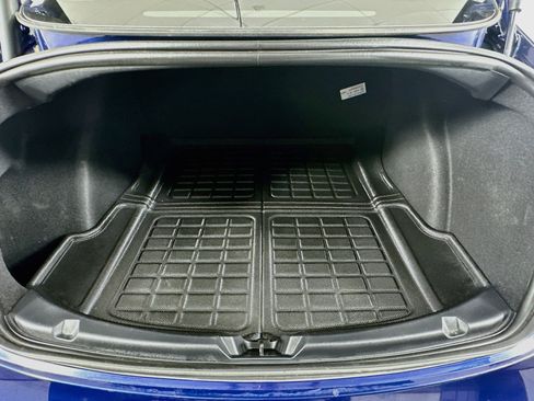 Used 2023 Tesla Model 3 Standard Range RWD image 29