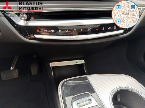 Used 2024 Cadillac Lyriq Tech w/ Driver Assist Package AWD/4WD image 46