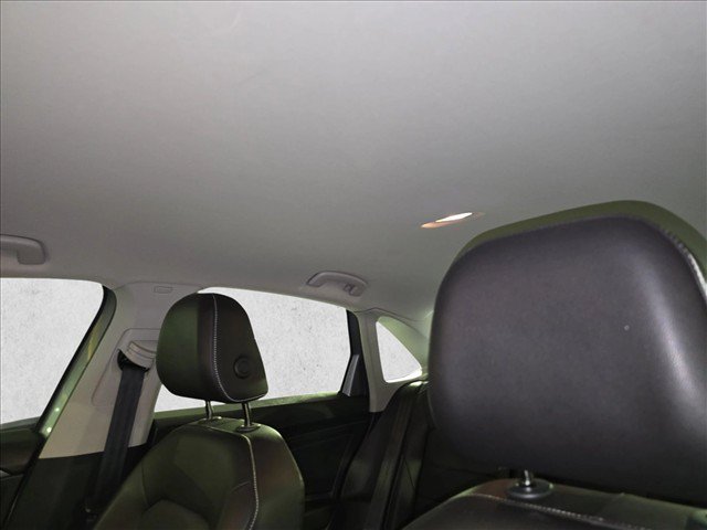 Used 2024 Volkswagen Jetta SE FWD image 28