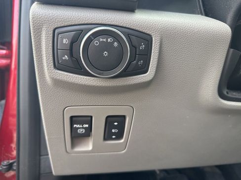 Used 2017 Ford F150 XLT w/ Equipment Group 302A Luxury image 12