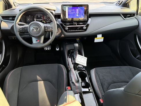 New 2025 Toyota Corolla Premium Plus image 4