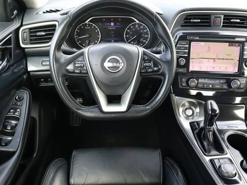Used 2023 Nissan Maxima Platinum w/ Sport Mat Group image 9