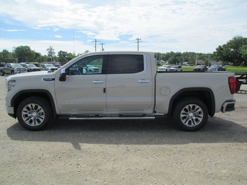 New 2026 GMC Sierra 1500 Denali AWD/4WD image 7