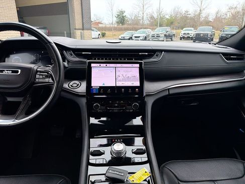 Used 2022 Jeep Grand Cherokee L Overland image 21