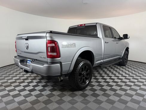 Used 2022 RAM 2500 Laramie AWD/4WD image 3