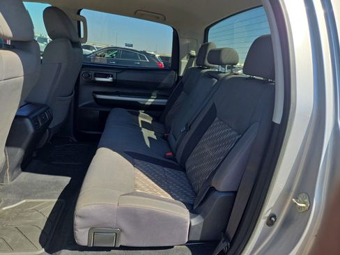 Used 2020 Toyota Tundra SR5 w/ SR5 Upgrade Package AWD/4WD image 7